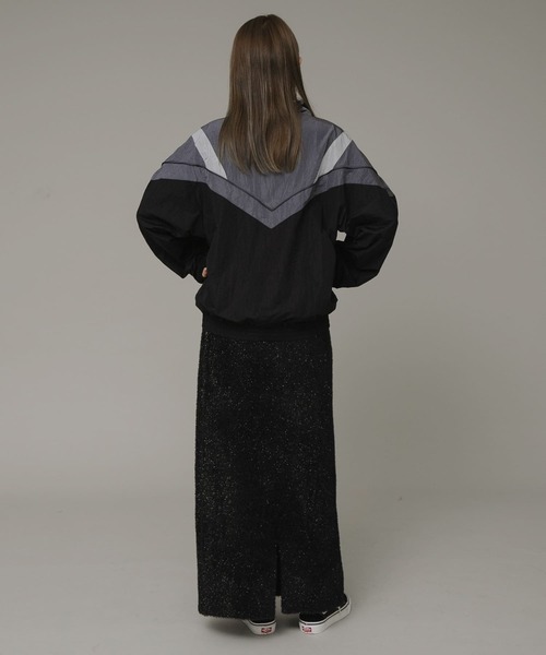 URBAN RESEARCH Sonny Label（アーバンリサーチサニーレーベル）の「ラメニットスカート（スカート・レディース・ライトベージュ/ブラック・FREE）」の11枚目の写真