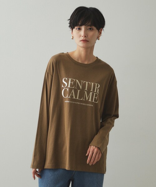 OPAQUE.CLIP（オペークドットクリップ）の「◆箔ロゴプリント ロングTシャツ【洗濯機洗い可】（Tシャツ/カットソー・レディース・ブラウン系/ホワイト/ダークグレー・38/40）」の16枚目の写真