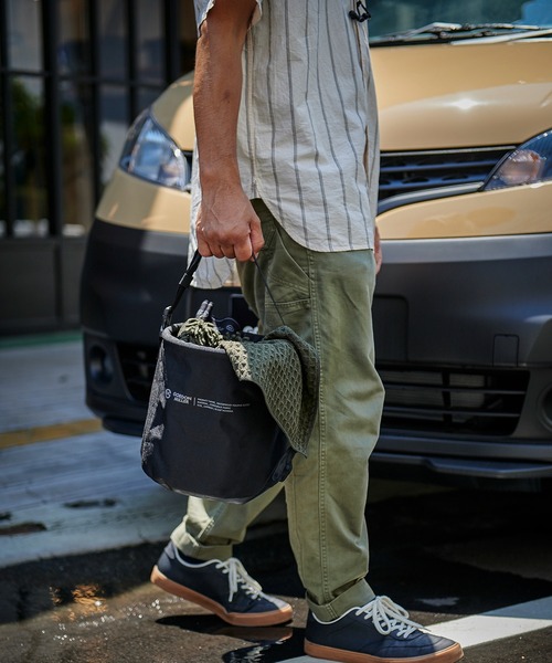 GORDON MILLER（ゴードンミラー）の「GORDON MILLER フォールディングバケツ（掃除グッズ・メンズ・ブラック/オリーブドラブ/タン・FREE）」の4枚目の写真