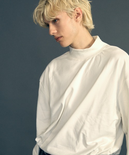 Shoowtime(ショウタイム)の「High neck oversized fleece inner top / ハイネックオーバーサイズフリースインナートップス(ニット/セーター・メンズ・アイボリー/ホワイト/バーガンディー/ブラック/ブラウン・MEDIUM/X-LARGE/LARGE)」の13枚目の写真