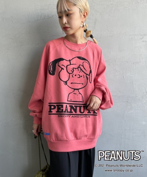 SEQUENZ（シークエンズ）の「[SEQUENZ/シークエンズ] PEANUTS ヴィンテージライクプリント フェードスウェット（スウェット・レディース・レッド/グリーン/ブラック/グレー・M/L/XL）」の15枚目の写真