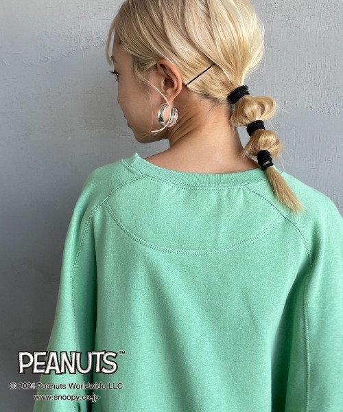 SEQUENZ（シークエンズ）の「[SEQUENZ/シークエンズ] PEANUTS ヴィンテージライクプリント フェードスウェット（スウェット・レディース・レッド/グリーン/ブラック/グレー・M/L/XL）」の13枚目の写真