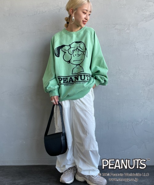 SEQUENZ（シークエンズ）の「[SEQUENZ/シークエンズ] PEANUTS ヴィンテージライクプリント フェードスウェット（スウェット・レディース・レッド/グリーン/ブラック/グレー・M/L/XL）」の18枚目の写真