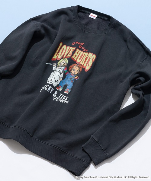 JEANS MATE(ジーンズメイト)の「【Child's Play/チャイルドプレイ】オリジナルデザイン 裏起毛パウダーブリーチ加工クルーネックスウェット チャッキー ティファニー(スウェット・メンズ・ブルー系その他/ブラック系その他・LARGE/MEDIUM/X-LARGE)」の1枚目の写真