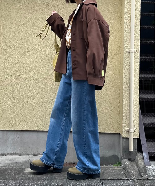 mi via loca(ミヴィアロカ)の「Vintageライク ハートラメ ロゴ ワンポイント刺繍 オーバーサイズシャツ(シャツ/ブラウス・レディース・ブラック/ベージュ/ブラウン・FREE)」の14枚目の写真