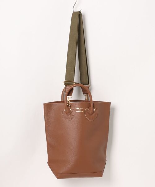 YOUNG&OLSEN The DRYGOODS STORE(ヤングアンドオルセン)の「【YOUNG&OLSEN】EMBOSSED LEATHER HAVERSACK M(トートバッグ・レディース・ベージュ系2/ブラウン系その他3/ブルー系その他2/グレー系その他2/ブラック/ブラウン・FREE)」の3枚目の写真