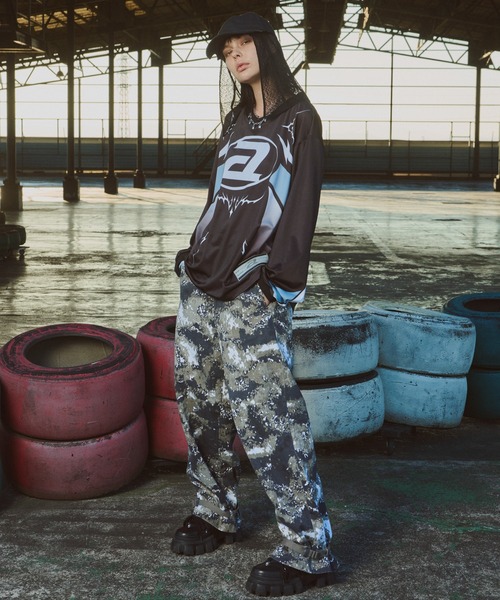 AIVER(アイバー)の「AIVER カモフラージュカーブパンツ(カーゴパンツ・メンズ・ブラック×グレー/カーキ・LARGE/MEDIUM/SMALL)」の18枚目の写真