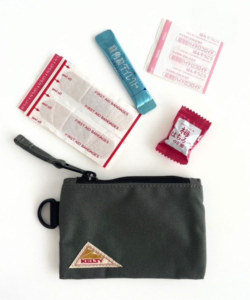 KELTY（ケルティ）の「【KELTY】MINI RECTANGLE POUCH 3 / レクタングルポーチ/（ポーチ・レディース・ダークグレー/パープル/オレンジ/タン/ブラック/ネイビー/マスタード/セージグリーン/ターコイズブルー/ブラウン系その他/オリーブ/スカイブルー・FREE）」の16枚目の写真
