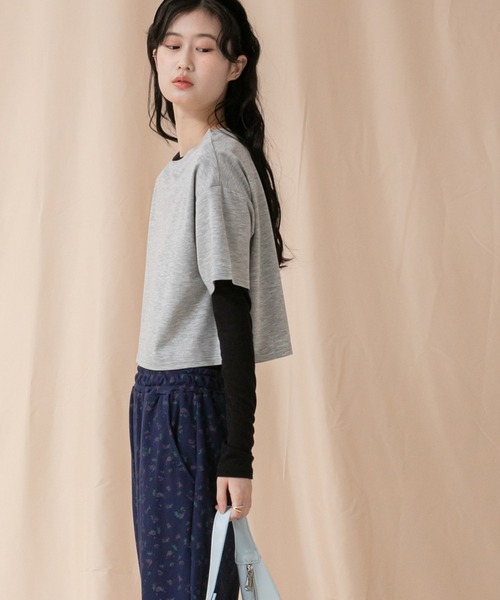 HEILIS(ヘイリス)の「クルーネックベーシッククロップドTシャツ/【ZOZO限定】短丈 コンパクト 韓国 カットソー ホワイト 白T ブラック グレー(Tシャツ/カットソー・レディース・ブラック/グレー/オフホワイト・FREE)」の10枚目の写真