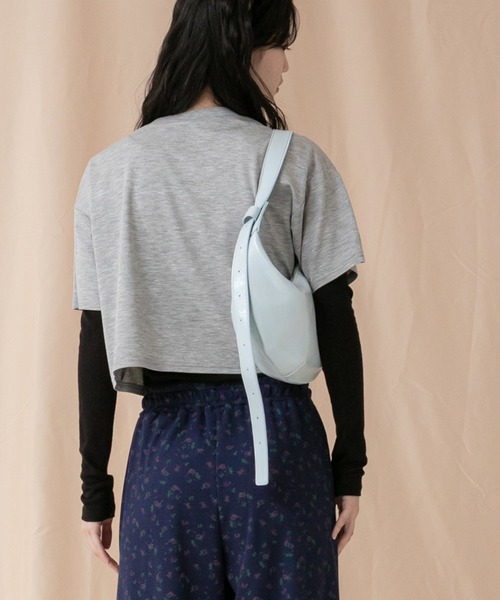 HEILIS(ヘイリス)の「クルーネックベーシッククロップドTシャツ/【ZOZO限定】短丈 コンパクト 韓国 カットソー ホワイト 白T ブラック グレー(Tシャツ/カットソー・レディース・ブラック/グレー/オフホワイト・FREE)」の12枚目の写真