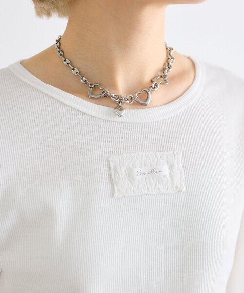 w closet(ダブルクローゼット)の「フリルネーム付テレコプルオーバー(Tシャツ/カットソー・レディース・オフホワイト/ブラック・FREE)」の13枚目の写真