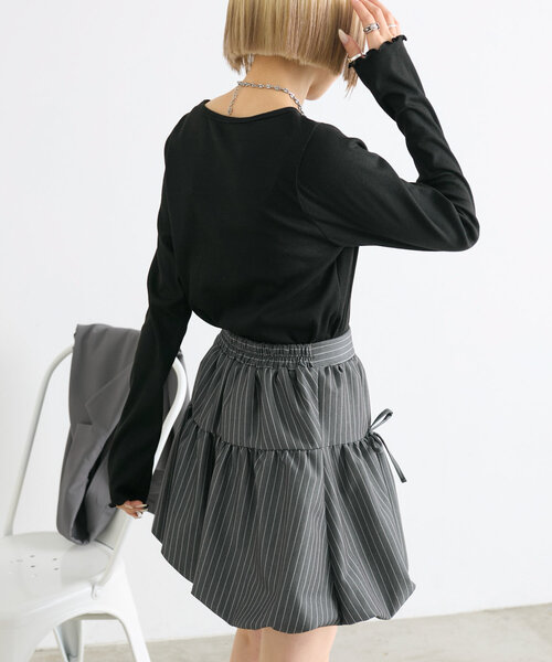 w closet(ダブルクローゼット)の「フリルネーム付テレコプルオーバー(Tシャツ/カットソー・レディース・オフホワイト/ブラック・FREE)」の17枚目の写真