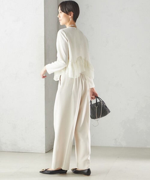 kaene(カエン)の「kaene:〈洗濯機可能〉フリル ペプラム ロング スリーブ ブラウス(セレモニー対応可)(シャツ/ブラウス・レディース・オフホワイト/ブラック・ONE SIZE)」の5枚目の写真