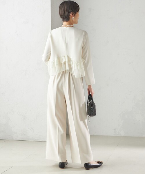 kaene(カエン)の「kaene:〈洗濯機可能〉フリル ペプラム ロング スリーブ ブラウス(セレモニー対応可)(シャツ/ブラウス・レディース・オフホワイト/ブラック・ONE SIZE)」の6枚目の写真