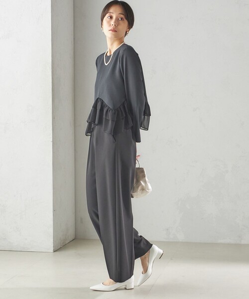 kaene(カエン)の「kaene:〈洗濯機可能〉フリル ペプラム ロング スリーブ ブラウス(セレモニー対応可)(シャツ/ブラウス・レディース・オフホワイト/ブラック・ONE SIZE)」の16枚目の写真