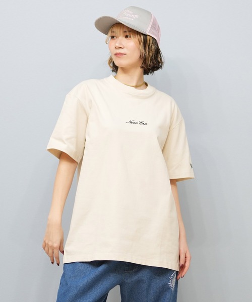 NEW ERA（ニューエラ）の「【ユニセックス】NEW ERA/ニューエラ オーバーサイズ/バックプリントTシャツ 14670939/14670940/14670941（Tシャツ/カットソー・レディース・ホワイト/アイボリー/ブラック・S/M/L）」の13枚目の写真