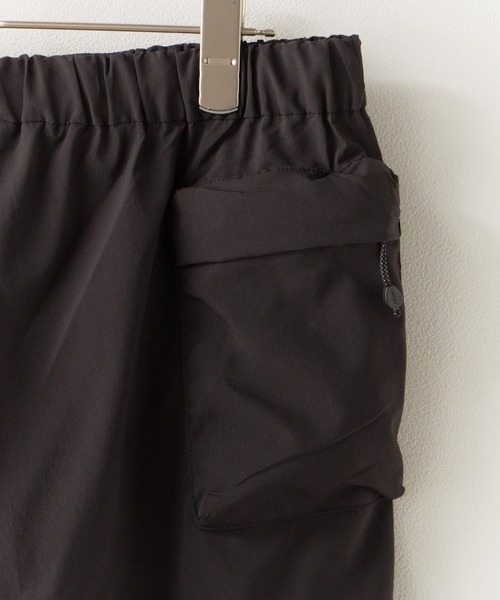 NANGA（ナンガ）の「NANGA/ナンガ PLC EXCURSION SHORTS ワンポイントロゴ ショーツ 2026年春夏（その他パンツ・メンズ・ブラック/グリーン/イエロー/ライトグリーン/カーキ・XL/L/M/S）」の14枚目の写真