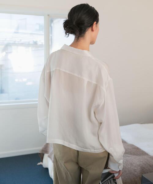 URBAN RESEARCH(アーバンリサーチ)の「new basic キュプラショートシャツ(シャツ/ブラウス・レディース・ブラック/オフホワイト/キャメル・FREE)」の8枚目の写真