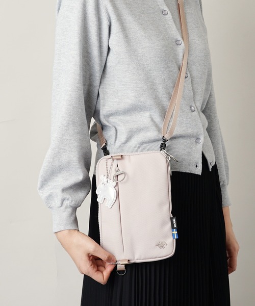 moz（モズ）の「moz(モズ) 撥水 スマホショルダーバッグ ZZRK-03（ショルダーバッグ・レディース・トリコロール/ブラック/アイボリー/グレイッシュブルー/キャメル・ONE SIZE）」の10枚目の写真