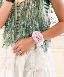 Casselini（キャセリーニ）の「Casselini(キャセリーニ)バラモチーフシュシュ（シュシュ）」