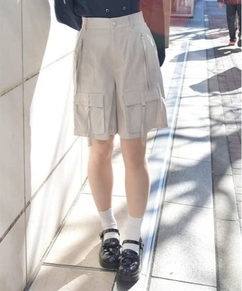axes femme(アクシーズファム)の「ミリタリーハーフカーゴパンツ(その他パンツ・レディース・ブラック/ベージュ/カーキ・FREE)」の1枚目の写真