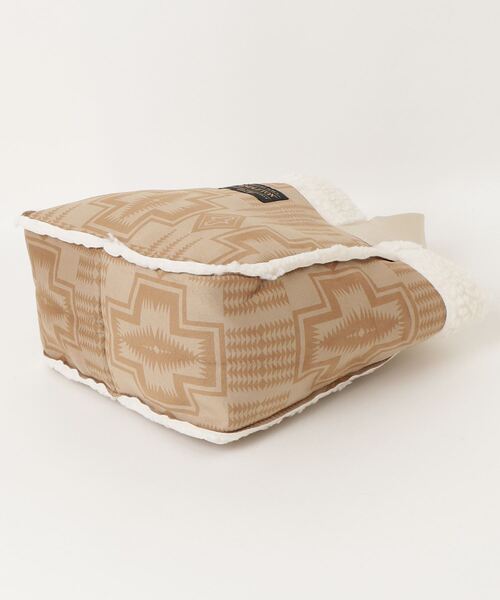 PENDLETON(ペンドルトン)の「【PE2】【PENDLETON/ペンドルトン】VEGAN MOUTON TOTE ビーガン ムートン トート(トートバッグ・レディース・ブラウン・FREE)」の9枚目の写真