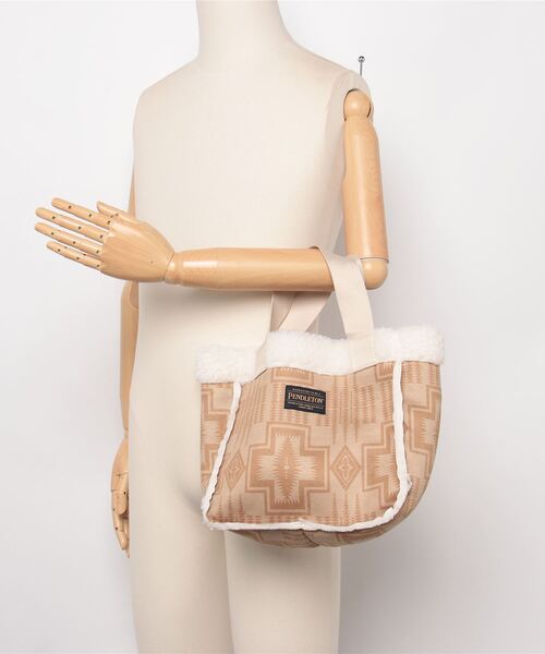 PENDLETON(ペンドルトン)の「【PE2】【PENDLETON/ペンドルトン】VEGAN MOUTON TOTE ビーガン ムートン トート(トートバッグ・レディース・ブラウン・FREE)」の11枚目の写真
