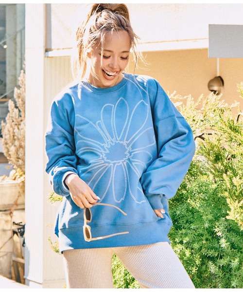 anap mimpi(アナップミンピ)の「ビッグ フラワー 刺繍 裏毛 スウェット トップス(スウェット・レディース・グレー/ブルー/ベージュ系その他・FREE)」の18枚目の写真