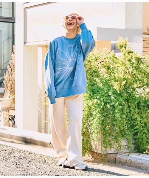 anap mimpi(アナップミンピ)の「ビッグ フラワー 刺繍 裏毛 スウェット トップス(スウェット・レディース・グレー/ブルー/ベージュ系その他・FREE)」の19枚目の写真