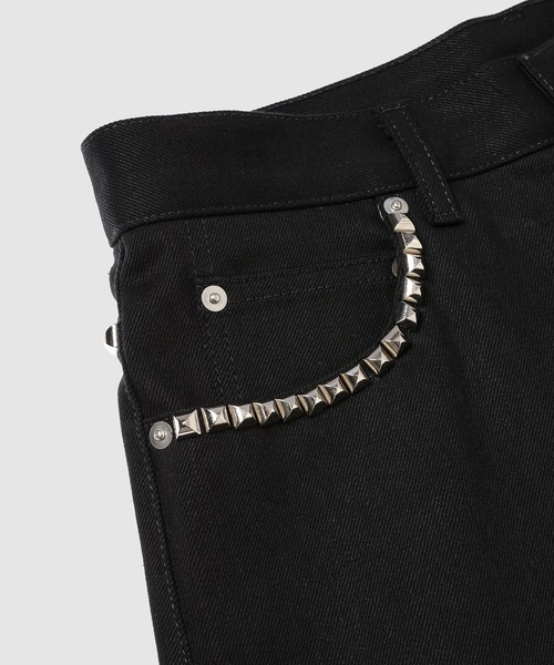 TAKAHIROMIYASHITATheSoloIst.（タカヒロミヤシタザソロイスト）の「loose fit jean.(studs)（デニムパンツ・メンズ・インディゴブルー/ブラック・30inch/29inch）」の3枚目の写真