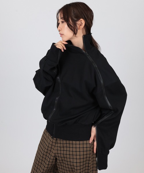 SUWDEE(スーディー)の「asymmetry zip up sweat pullover(スウェット・レディース・グレー/アイボリー/ブラック・FREE)」の4枚目の写真