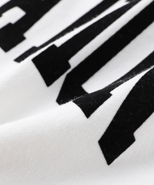 is-ness（イズネス）の「ISNESS MUSIC / イズネス ミュージック MEDITATION FLOCKY PRINT T-S（Tシャツ/カットソー・メンズ・チャコールグレー/ブラウン/ホワイト・LARGE/MEDIUM）」の14枚目の写真