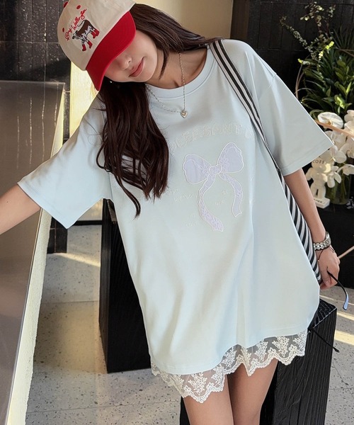 aimoha(アイモハ)の「【aimoha】立体リボンモチーフプリントTシャツ (SS)(Tシャツ/カットソー・レディース・ライトベージュ/ホワイト/ピンク/ダークグレー/ブルー・FREE)」の4枚目の写真