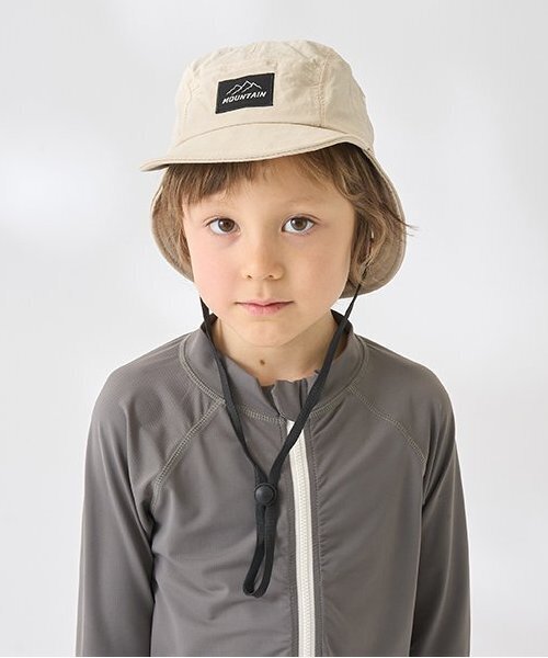 b・ROOM(ビールーム)の「日除け付きキャップ(キャップ・キッズ・アイボリー/ダークブラウン/ベージュ/ライトカーキ・F)」の2枚目の写真