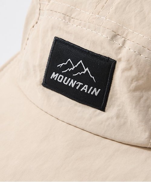 b・ROOM(ビールーム)の「日除け付きキャップ(キャップ・キッズ・アイボリー/ダークブラウン/ベージュ/ライトカーキ・F)」の8枚目の写真