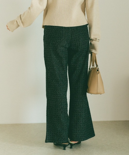 VANNIE U(ヴァニーユー)の「ジャガードセミフレアデニムパンツ(デニムパンツ・レディース・ブラック/ネイビー・LARGE/MEDIUM/SMALL)」の8枚目の写真