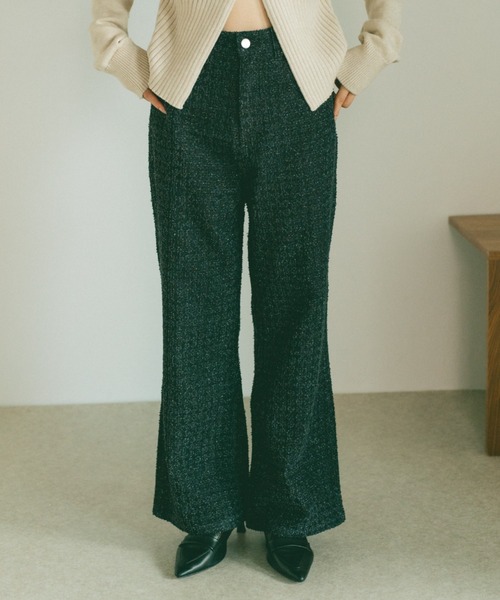 VANNIE U(ヴァニーユー)の「ジャガードセミフレアデニムパンツ(デニムパンツ・レディース・ブラック/ネイビー・LARGE/MEDIUM/SMALL)」の15枚目の写真