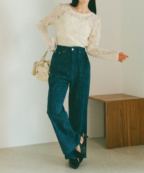 VANNIE U(ヴァニーユー)の「ジャガードセミフレアデニムパンツ(デニムパンツ・レディース・ブラック/ネイビー・LARGE/MEDIUM/SMALL)」の22枚目の写真