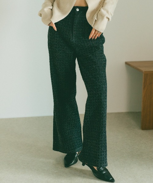 VANNIE U(ヴァニーユー)の「ジャガードセミフレアデニムパンツ(デニムパンツ・レディース・ブラック/ネイビー・LARGE/MEDIUM/SMALL)」の14枚目の写真