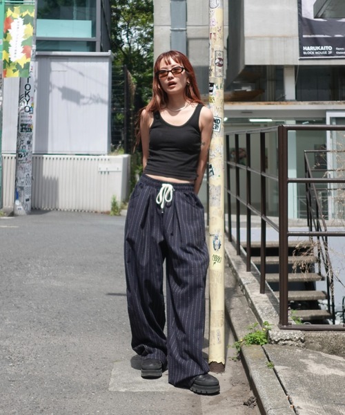TEEN BOOP(ティーンブープ)の「リネン混ストライプラフパンツ(その他パンツ・レディース・ネイビー・FREE)」の2枚目の写真