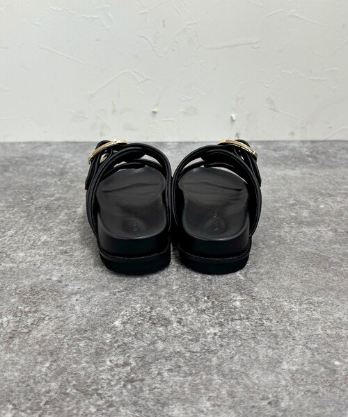 fredy emue（フレディエミュ）の「【atelier brugge/アトリエブルージュ】ダブルバックルフットベッドサンダル（サンダル・レディース・ブラック・M）」の8枚目の写真