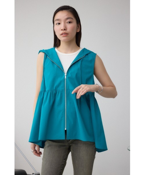 AZUL by moussy（アズールバイマウジー）の「C/T撥水フード付ジップベスト（ベスト・レディース・ブルー/ブラック/ライトベージュ・FREE）」の19枚目の写真