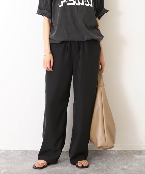 SLOBE IENA(スローブイエナ)の「《追加2》フィブリルリラックスパンツ(その他パンツ・レディース・ブラック/ブラウン・38/40)」の3枚目の写真