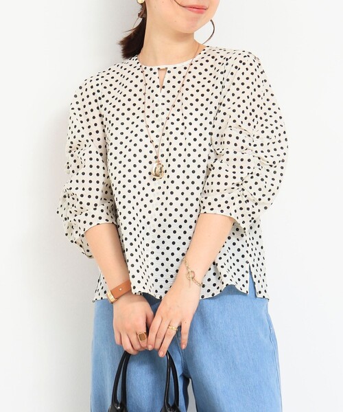 NOLLEY'S LIGHT(ノーリーズライト)の「80ローンギャザースリーブドットブラウス(シャツ/ブラウス・レディース・ブラック系その他3/ホワイト系その他・38)」の2枚目の写真