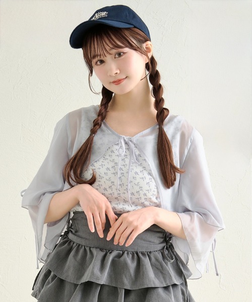 apres jour by あかちゃす（アプレジュールバイアカチャス）の「【あかちゃすコラボアイテム】シアーフリルボレロ（カーディガン/ボレロ・レディース・ホワイト/ライトブルー/ベビーピンク/ライトイエロー・X-LARGE/フリー）」の2枚目の写真