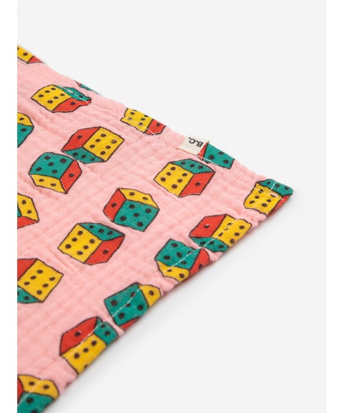 BOBO CHOSES（ボボショーズ）の「Dices all over muslin（おくるみ・キッズ・ピンク・ONE SIZE）」の3枚目の写真