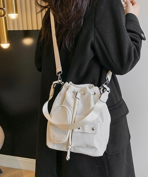 Miniministore(ミニミニストア)の「巾着ショルダーバッグ レディース 小さめ(ショルダーバッグ・レディース・アイボリー/ベージュ/グレー/カーキ/ブラック・FREE)」の14枚目の写真