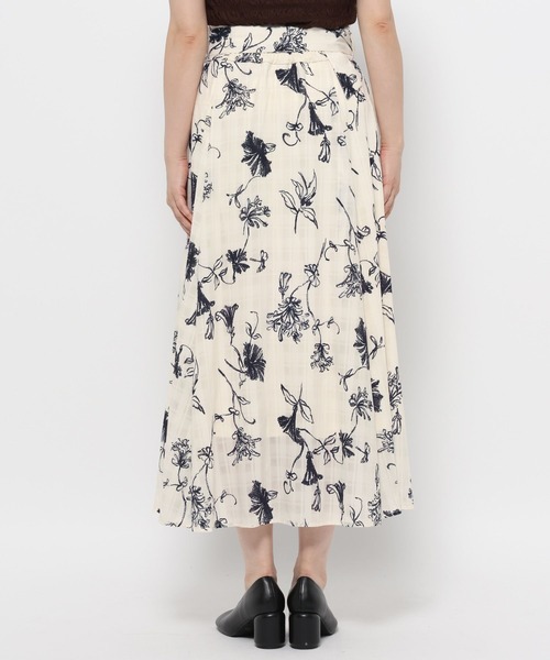 mysty woman(ミスティウーマン)の「アソートシアージャカードスカート 584707(スカート・レディース・ブラック系その他/アイボリー/ホワイト系その他/モカ・FREE)」の16枚目の写真