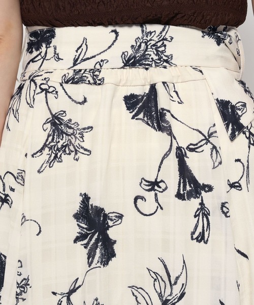 mysty woman(ミスティウーマン)の「アソートシアージャカードスカート 584707(スカート・レディース・ブラック系その他/アイボリー/ホワイト系その他/モカ・FREE)」の12枚目の写真