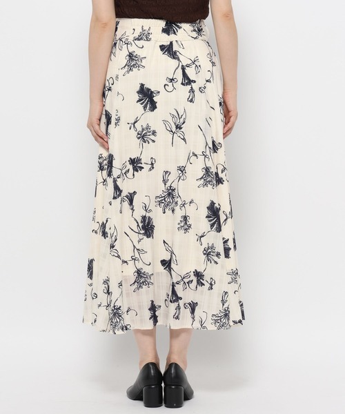 mysty woman(ミスティウーマン)の「アソートシアージャカードスカート 584707(スカート・レディース・ブラック系その他/アイボリー/ホワイト系その他/モカ・FREE)」の10枚目の写真
